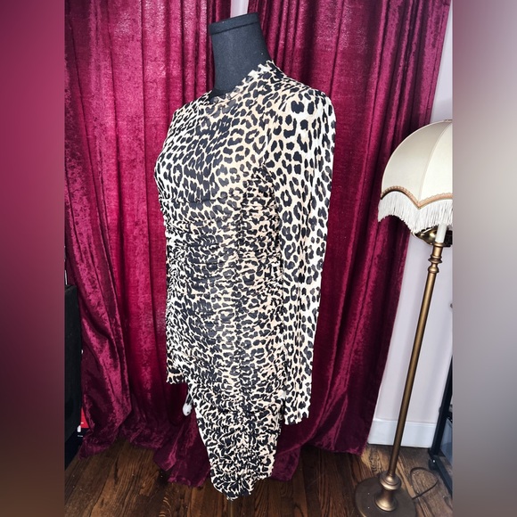 Super Sexy Ganni Stretch Mesh Leopard Dress - Size 36, pristine condition 🐆 - Picture 2 of 3